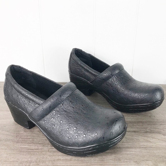 b.o.c. Shoes - ❌SOLD❌ BORN CONCEPT B.O.C. Nadiyya Ostrich Clogs